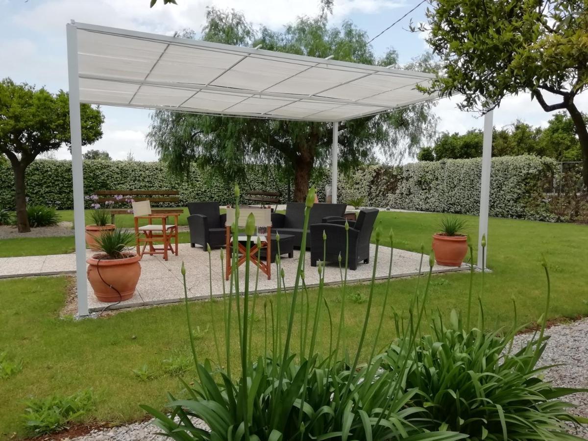 Il Giardino Delle Zagare Panzió Fondi Kültér fotó